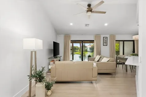 5521 Coach House Circle Boca Raton FL 33486