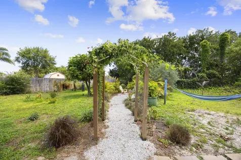 8704 SE Jardin Street Hobe Sound FL 33455