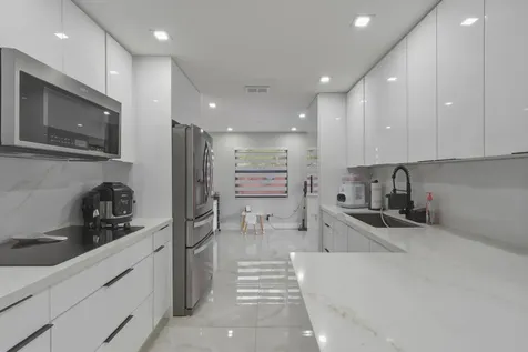 4841 NW 19th Street Lauderhill FL 33313
