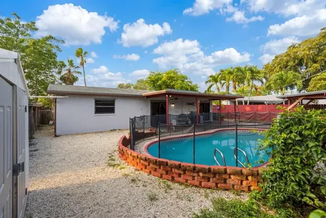 4841 NW 19th Street Lauderhill FL 33313