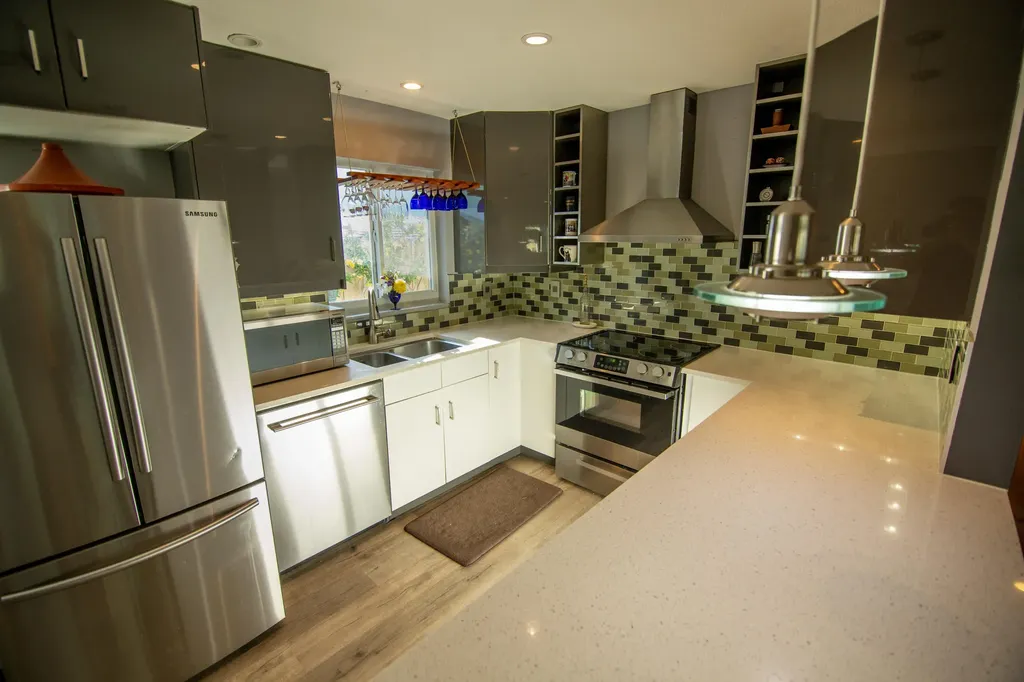 917 NE 18th Street Fort Lauderdale FL 33305