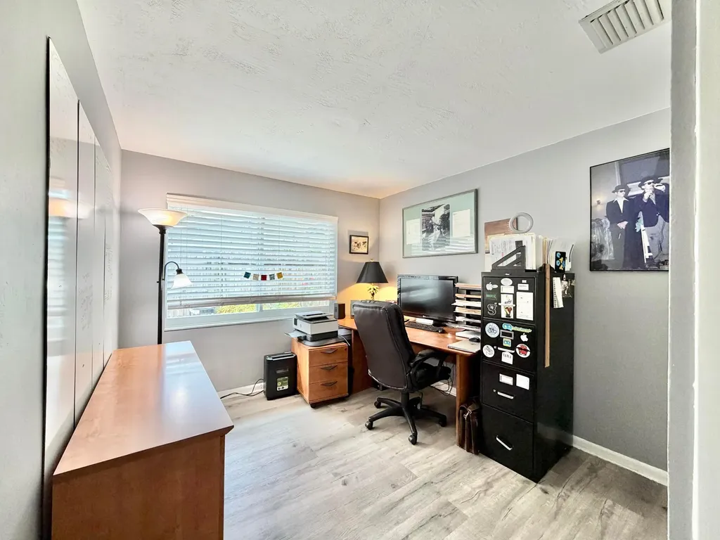 917 NE 18th Street Fort Lauderdale FL 33305
