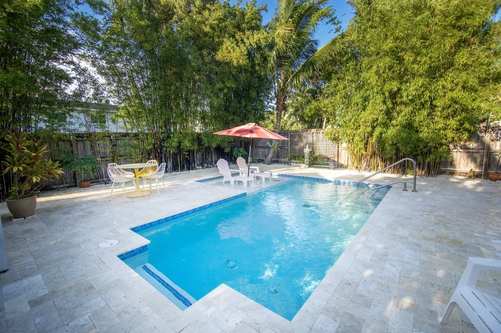 917 NE 18th Street Fort Lauderdale FL 33305