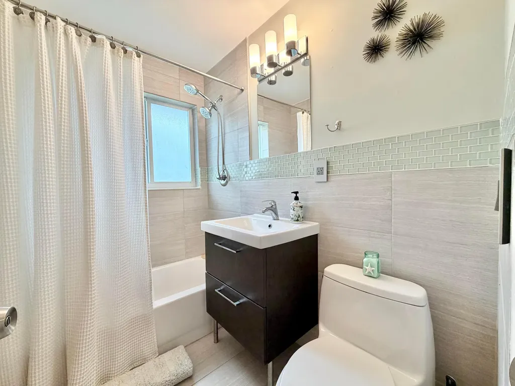 917 NE 18th Street Fort Lauderdale FL 33305