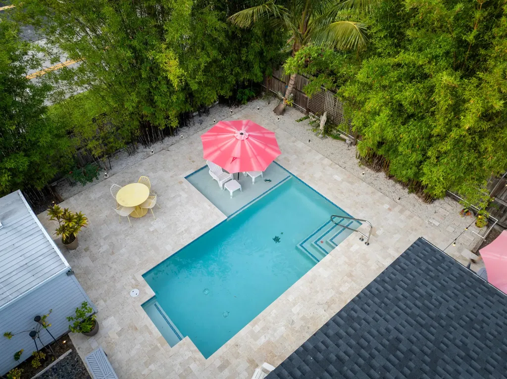 917 NE 18th Street Fort Lauderdale FL 33305