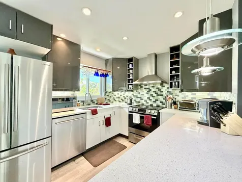 917 NE 18th Street Fort Lauderdale FL 33305