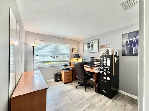 917 NE 18th Street Fort Lauderdale FL 33305