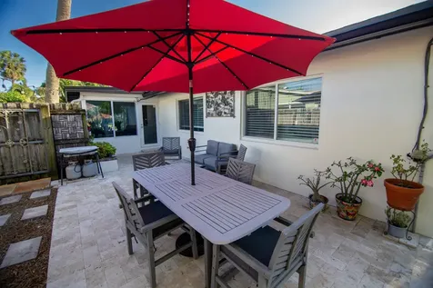 917 NE 18th Street Fort Lauderdale FL 33305
