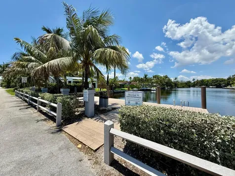 917 NE 18th Street Fort Lauderdale FL 33305