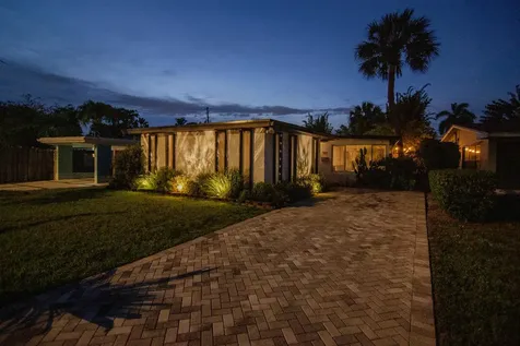 917 NE 18th Street Fort Lauderdale FL 33305