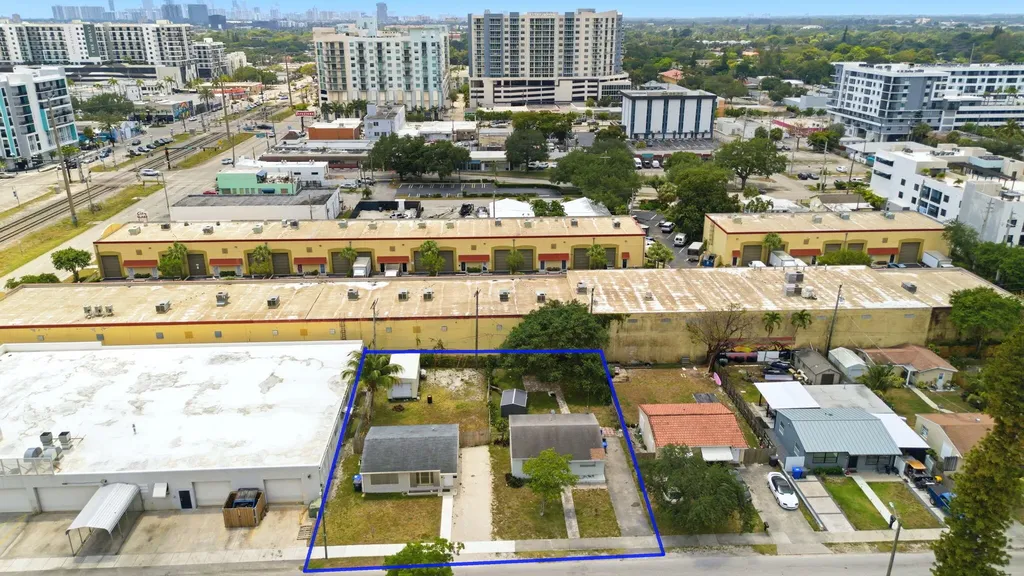2120 Taylor Street Hollywood FL 33020