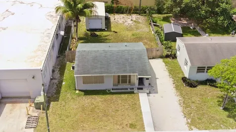 2120 Taylor Street Hollywood FL 33020