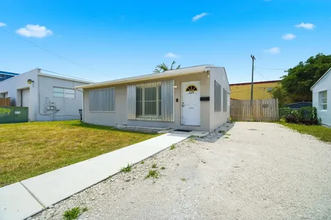 2120 Taylor Street Hollywood FL 33020