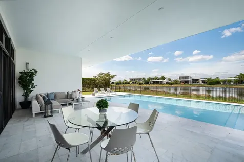 16553 Botaniko Drive S Weston FL 33326
