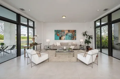16553 Botaniko Drive S Weston FL 33326