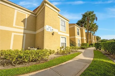 799 Riverside Drive Coral Springs FL 33071