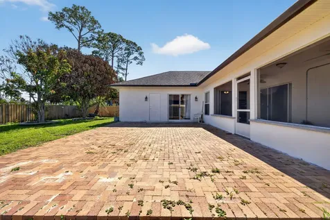 1221 SW Wellington Avenue Port St Lucie FL 34953