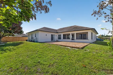 1221 SW Wellington Avenue Port St Lucie FL 34953