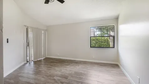 9663 NW 76th Street Tamarac FL 33321