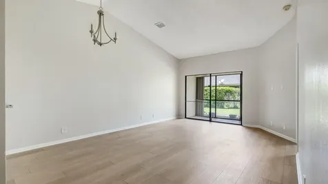 9663 NW 76th Street Tamarac FL 33321