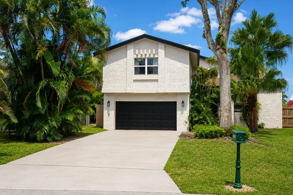 6458 Pond Apple Road Boca Raton FL 33433