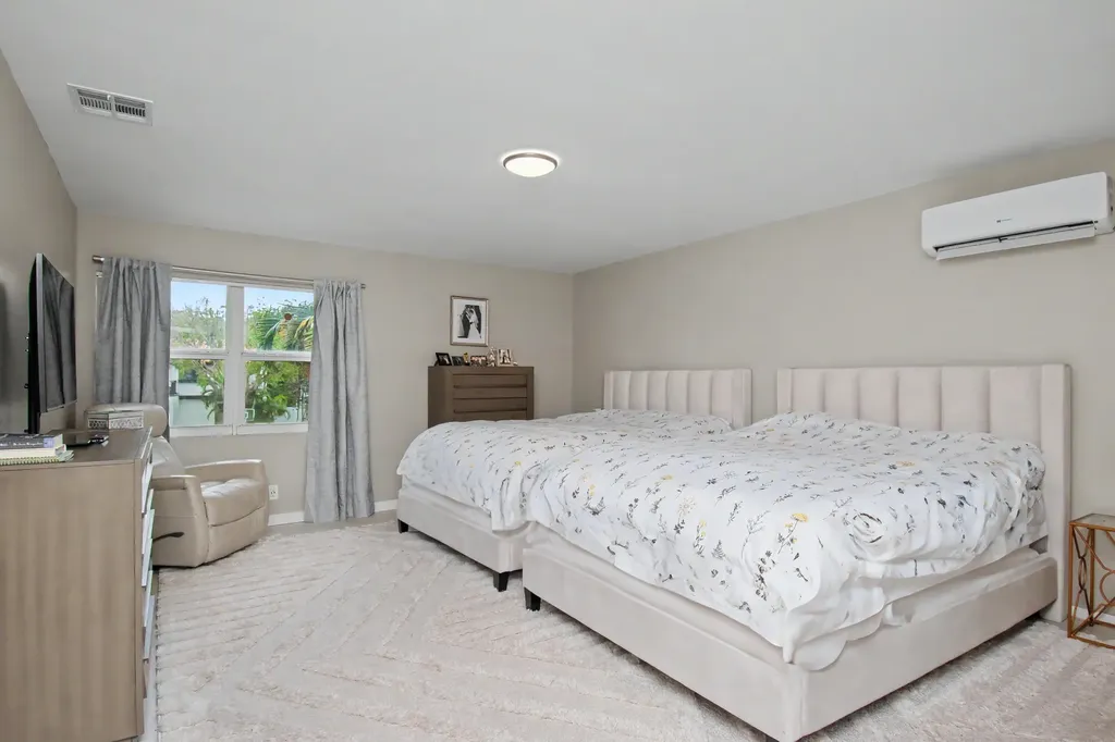 6458 Pond Apple Road Boca Raton FL 33433