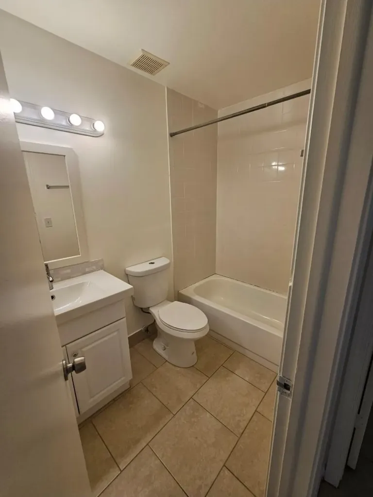 3620 NW 91st Avenue Sunrise FL 33351
