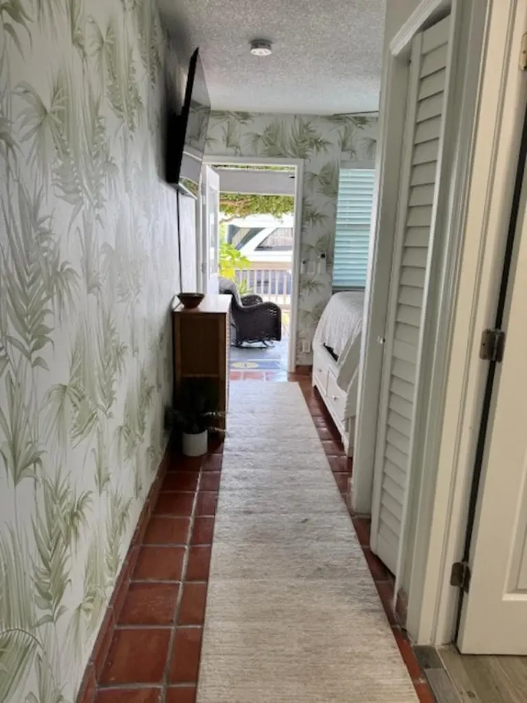 1800 N Ocean Drive Hollywood FL 33019