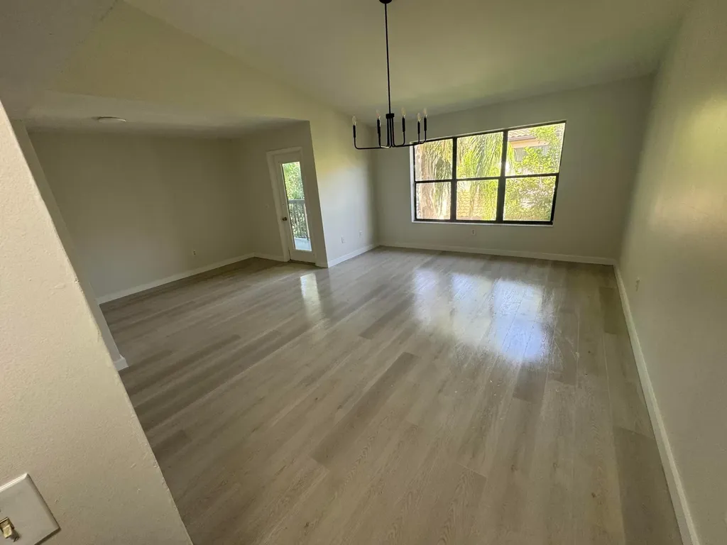 4241 W Mcnab Road W Pompano Beach FL 33069