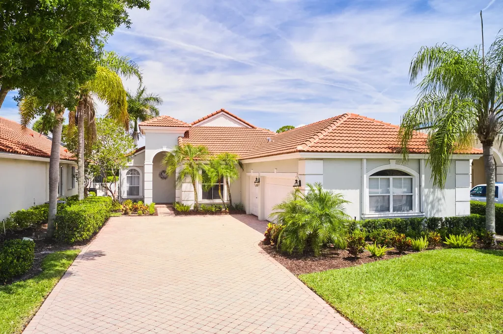 8282 Spyglass Drive West Palm Beach FL 33412