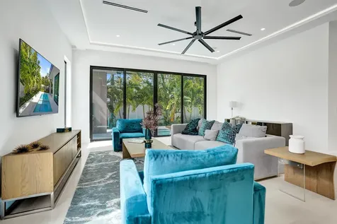 235 NE 11th Street Delray Beach FL 33444
