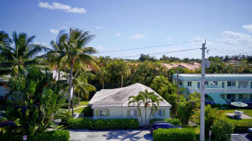 1020 Casuarina Road Delray Beach FL 33483
