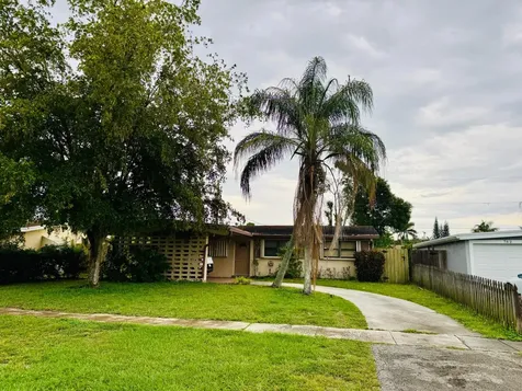 764 Gardenia Drive Royal Palm Beach FL 33411