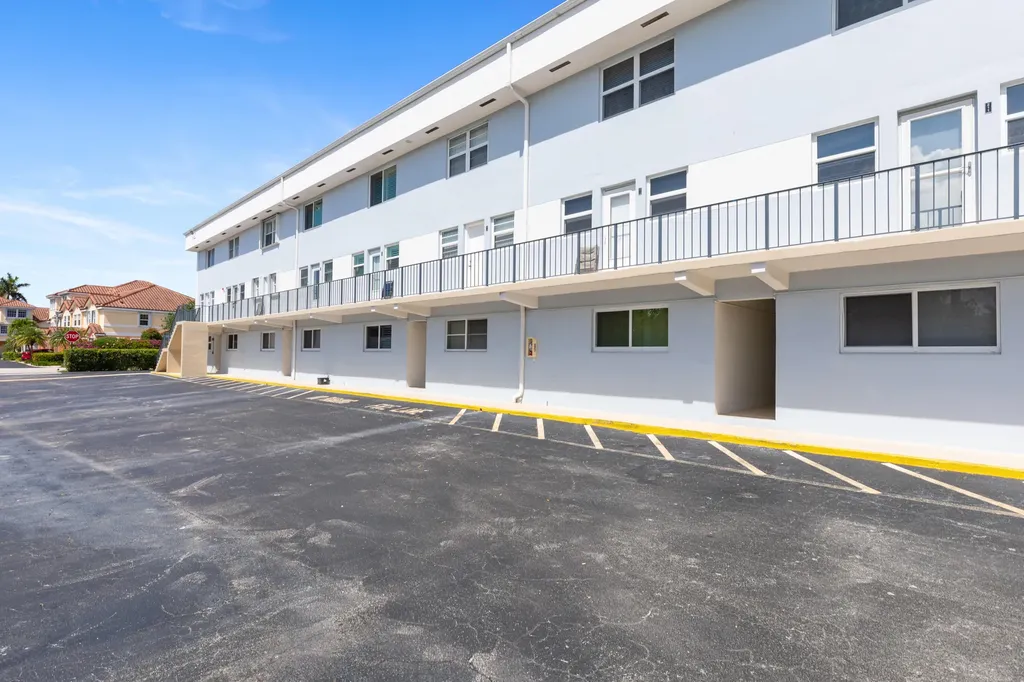 505 NE 20th Avenue Deerfield Beach FL 33441
