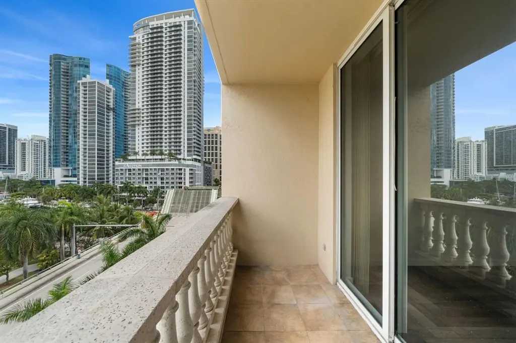 511 SE 5 Avenue Fort Lauderdale FL 33301