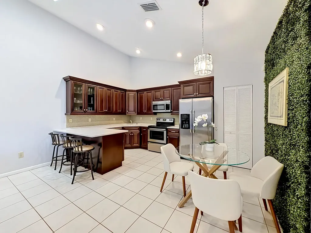 9695 Boca Gardens Parkway Boca Raton FL 33496