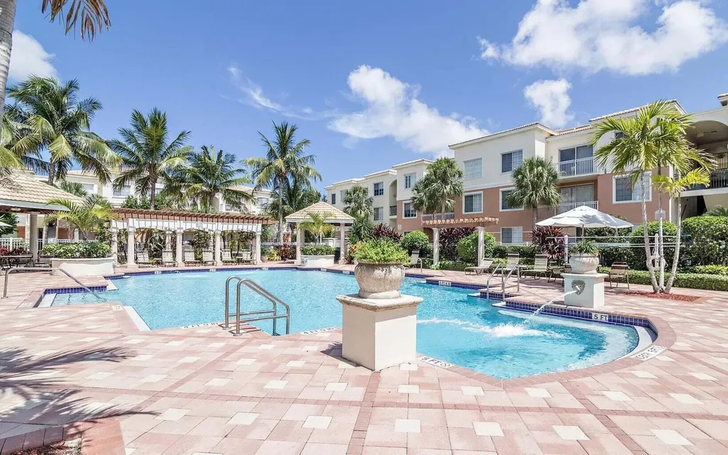 9212 W Myrtlewood Circle W Palm Beach Gardens FL 33418