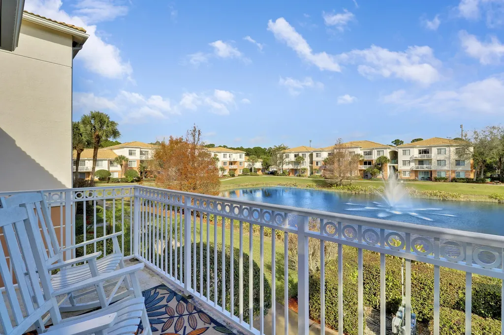 9212 W Myrtlewood Circle W Palm Beach Gardens FL 33418