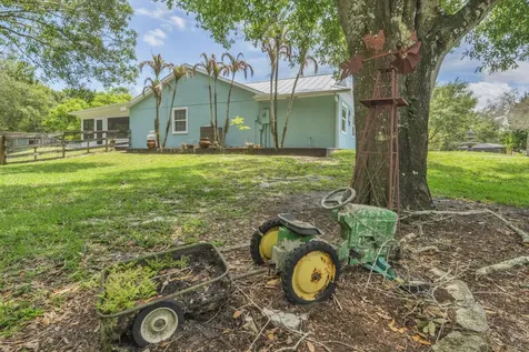 5700 Oleander Avenue Fort Pierce FL 34982