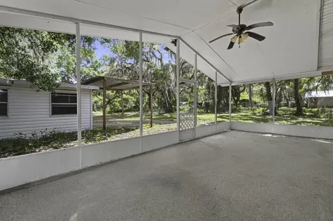 536 SE 16th Avenue Okeechobee FL 34974