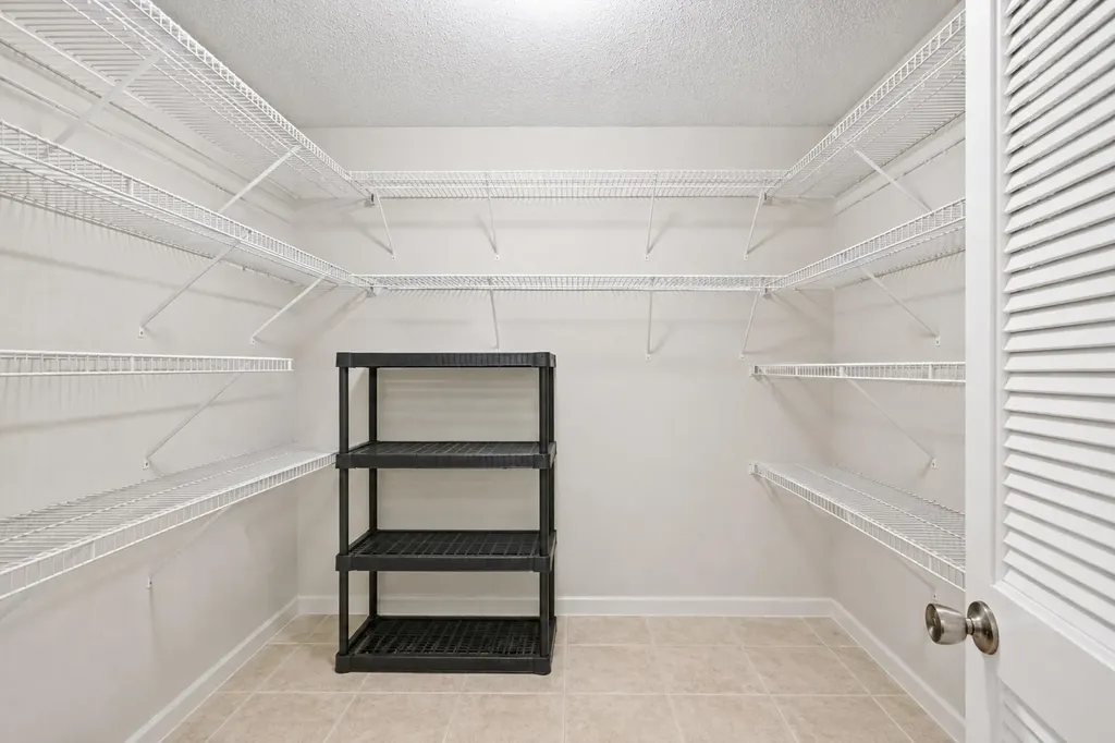 1042 NW 110th Lane Coral Springs FL 33071