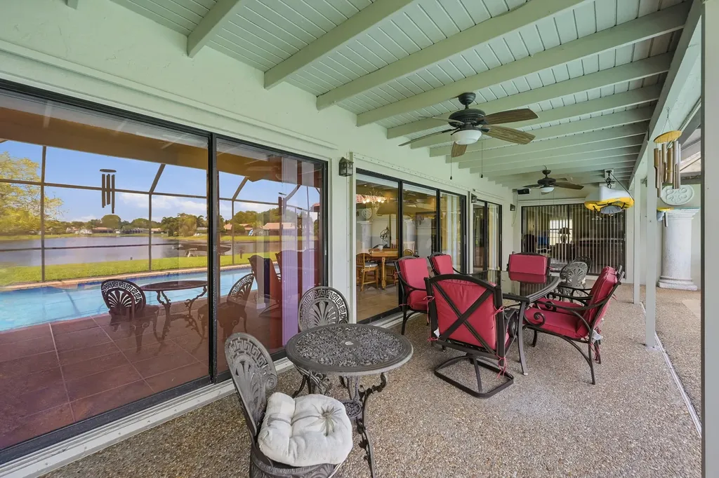 1042 NW 110th Lane Coral Springs FL 33071