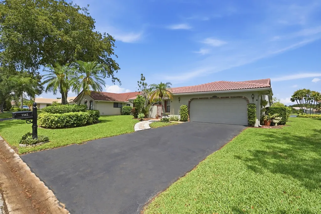 1042 NW 110th Lane Coral Springs FL 33071