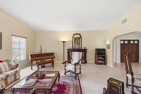 1042 NW 110th Lane Coral Springs FL 33071