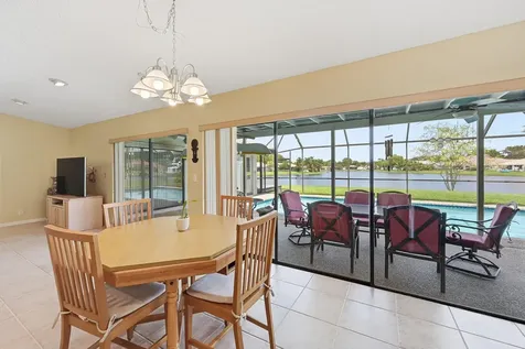 1042 NW 110th Lane Coral Springs FL 33071