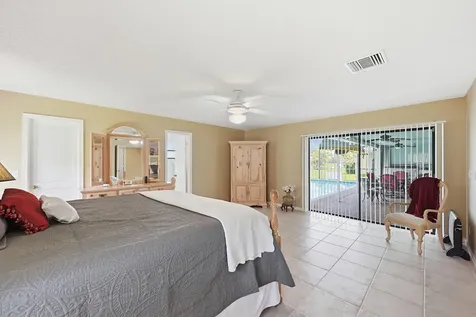 1042 NW 110th Lane Coral Springs FL 33071