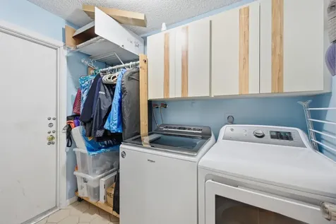 1042 NW 110th Lane Coral Springs FL 33071