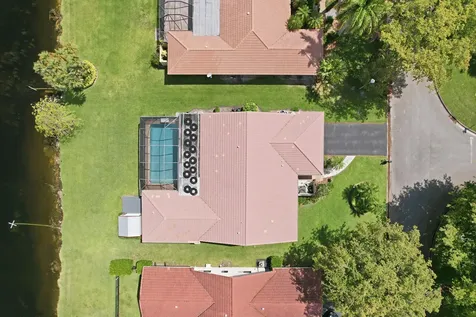1042 NW 110th Lane Coral Springs FL 33071