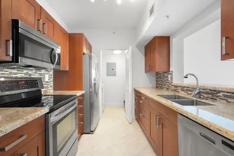 3020 NE 32nd Avenue Fort Lauderdale FL 33308