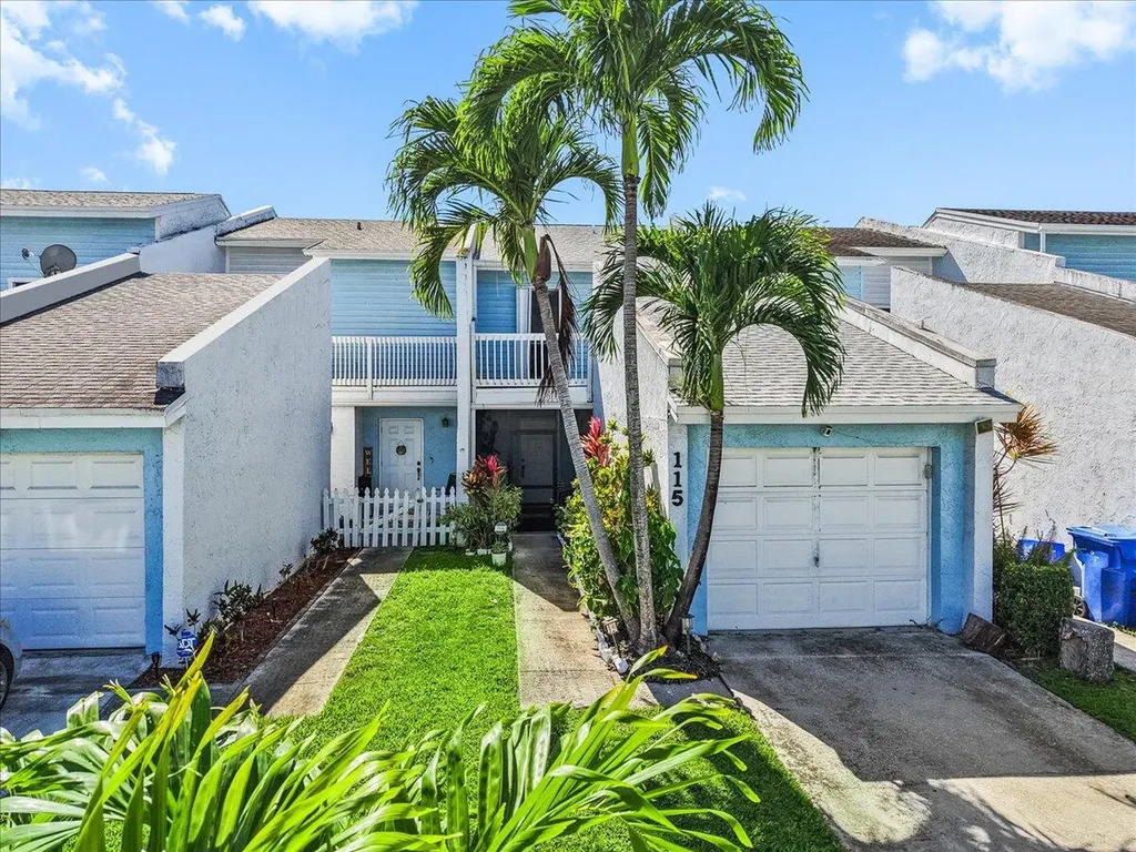 115 Fairway Lane Royal Palm Beach FL 33411